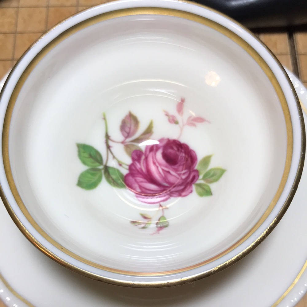 Shenango Dolly Madison Fine China Cup 4.25”Lx3.25”Dx1.75”H Saucer 4 7/8”D